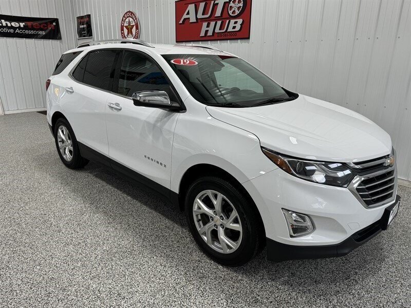 2019 Chevrolet Equinox Premier   - Photo 5 - Rochelle, IL 61068