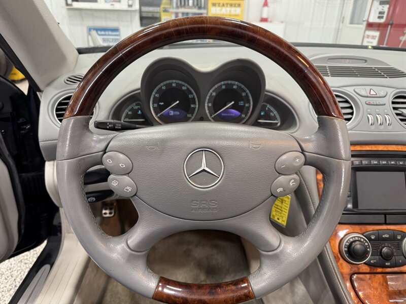 2003 Mercedes-Benz SL 500   - Photo 8 - Rochelle, IL 61068