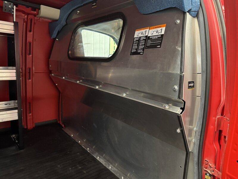 2020 Chevrolet Express 3500   - Photo 18 - Rochelle, IL 61068