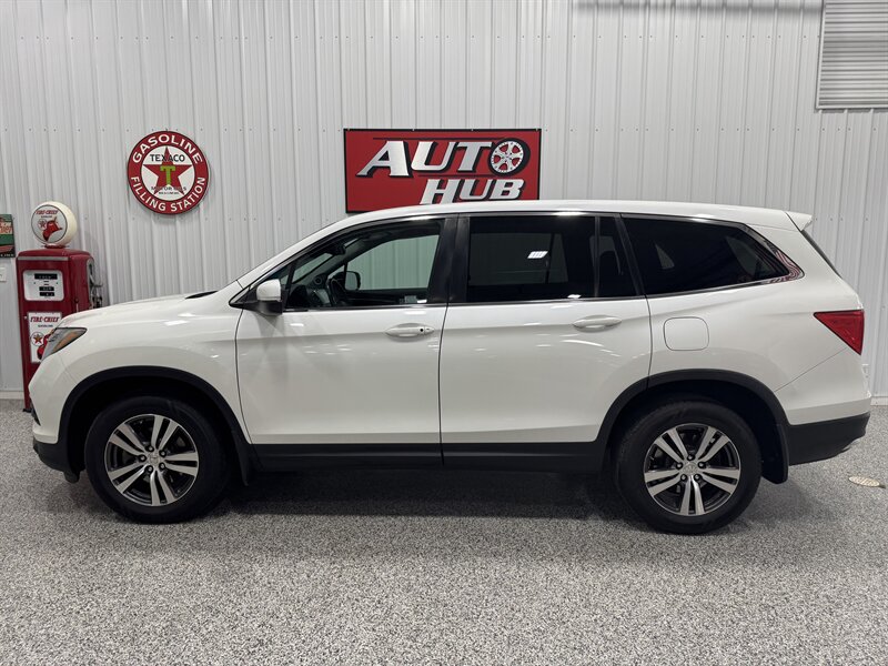 2018 Honda Pilot EX-L w/Navi   - Photo 1 - Rochelle, IL 61068