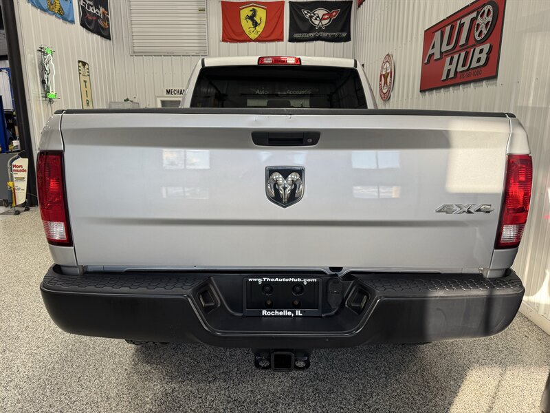 2016 RAM 2500 Tradesman - Photo 16 - Rochelle, IL 61068