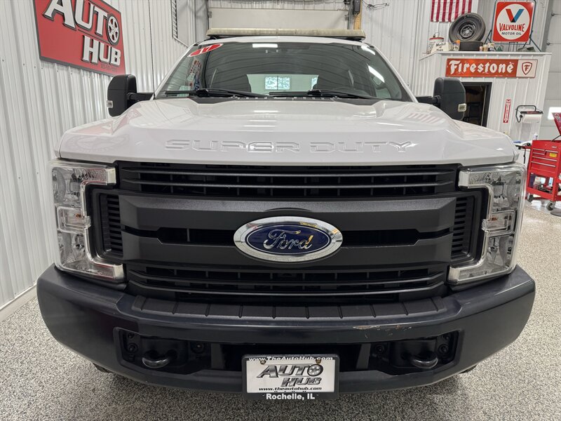 2017 Ford F-250 Super Duty XL   - Photo 18 - Rochelle, IL 61068