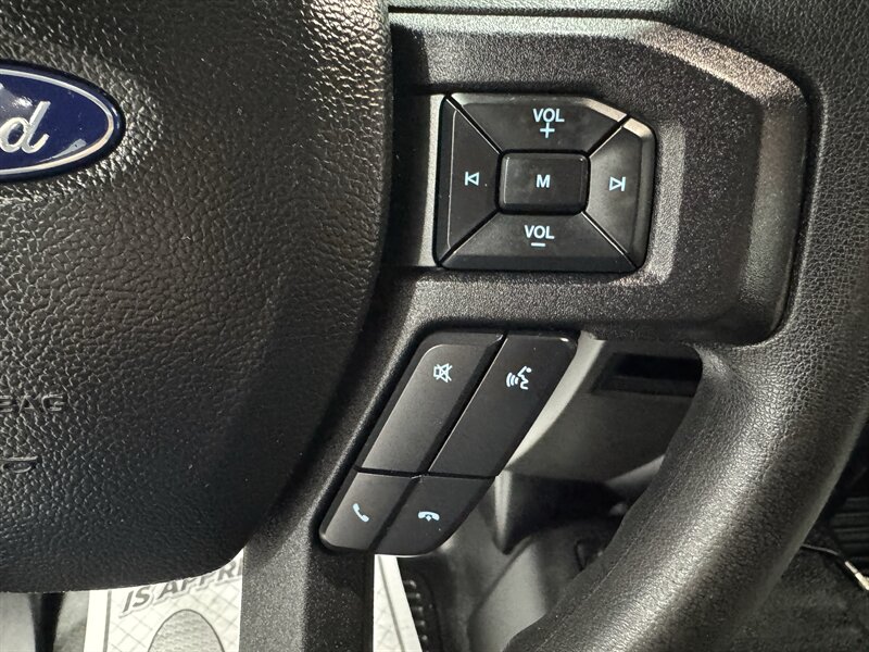 2017 Ford F-250 Super Duty XL   - Photo 9 - Rochelle, IL 61068