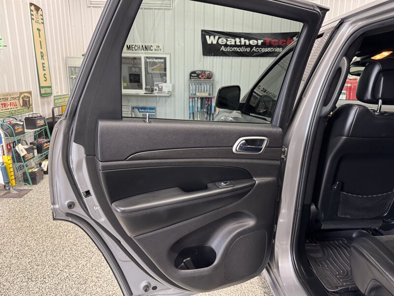 2018 Jeep Grand Cherokee Altitude   - Photo 21 - Rochelle, IL 61068