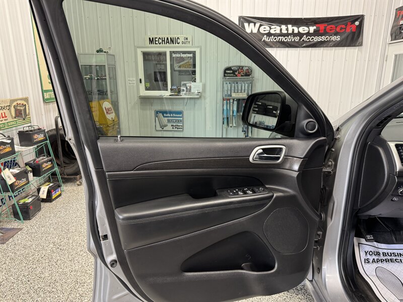 2018 Jeep Grand Cherokee Altitude   - Photo 20 - Rochelle, IL 61068