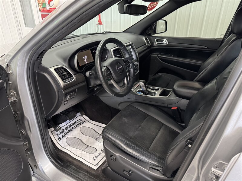 2018 Jeep Grand Cherokee Altitude   - Photo 6 - Rochelle, IL 61068