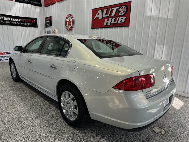 2010 Buick Lucerne CXL Special Edition   - Photo 3 - Rochelle, IL 61068