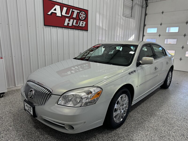 2010 Buick Lucerne CXL Special Edition   - Photo 1 - Rochelle, IL 61068