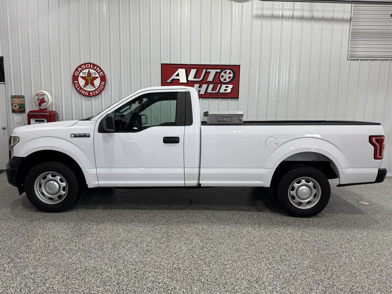 2017 Ford F-150 XL   - Photo 1 - Rochelle, IL 61068