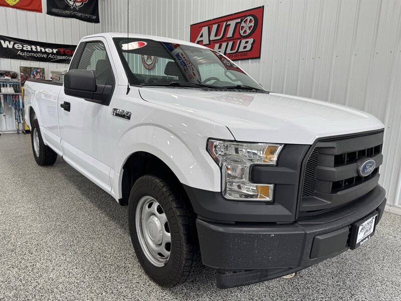 2017 Ford F-150 XL   - Photo 4 - Rochelle, IL 61068