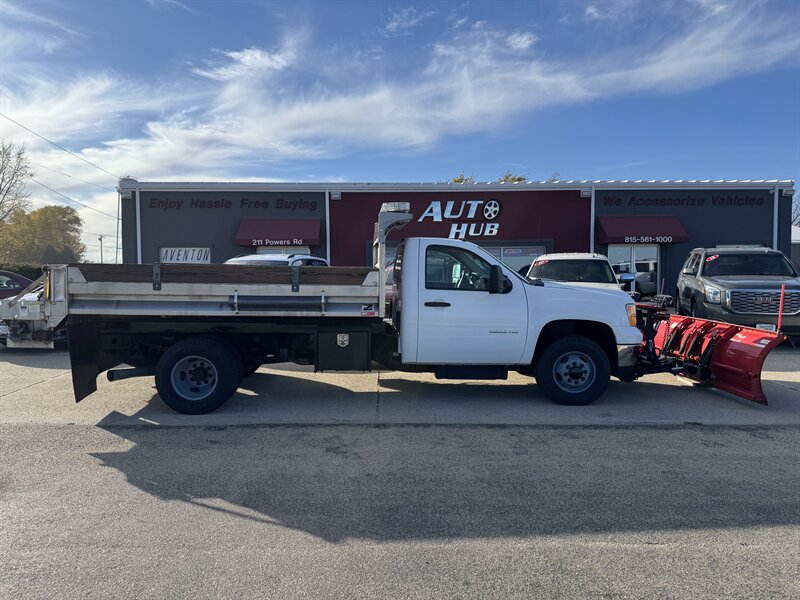 2014 GMC Sierra 3500HD CC Work Truck   - Photo 1 - Rochelle, IL 61068