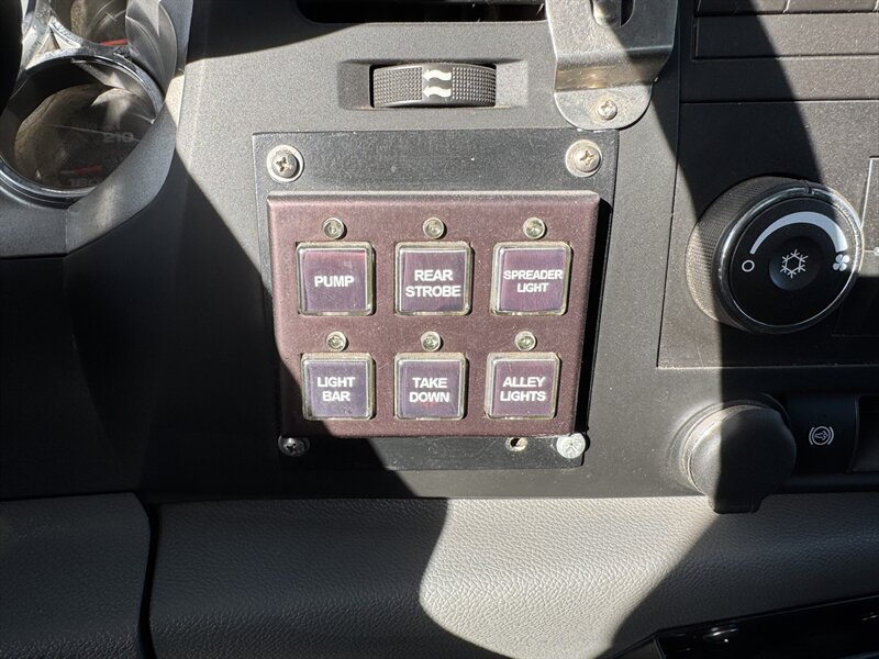 2014 GMC Sierra 3500HD CC Work Truck - Photo 13 - Rochelle, IL 61068