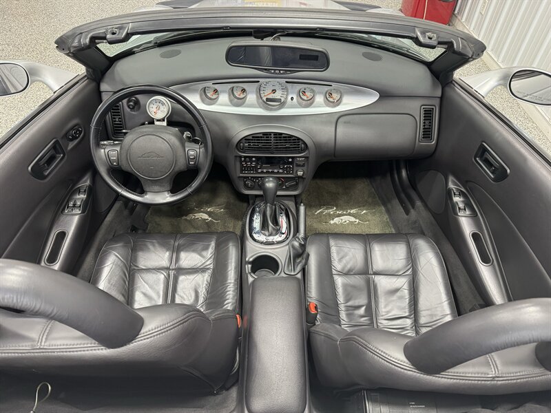 2001 Chrysler Prowler   - Photo 8 - Rochelle, IL 61068