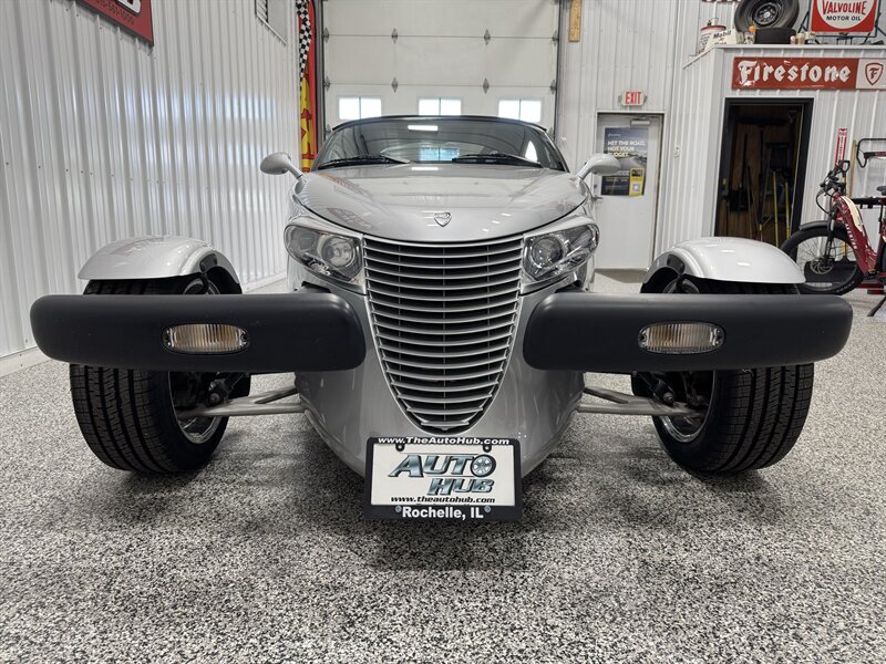 2001 Chrysler Prowler   - Photo 19 - Rochelle, IL 61068