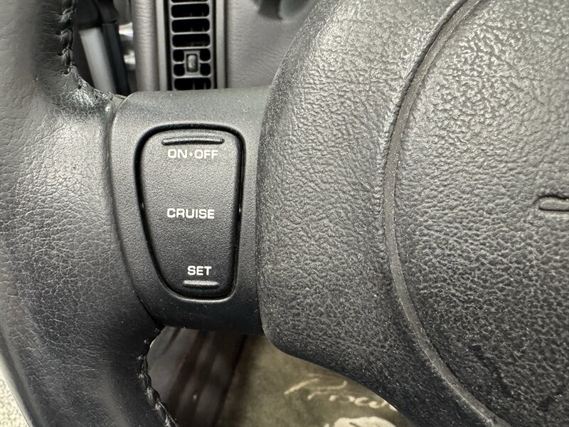 2001 Chrysler Prowler   - Photo 12 - Rochelle, IL 61068