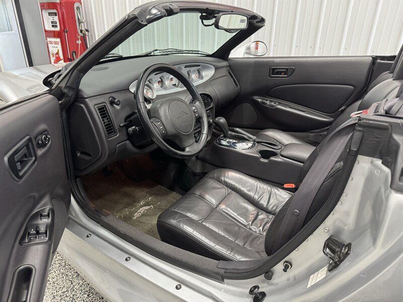 2001 Chrysler Prowler   - Photo 6 - Rochelle, IL 61068