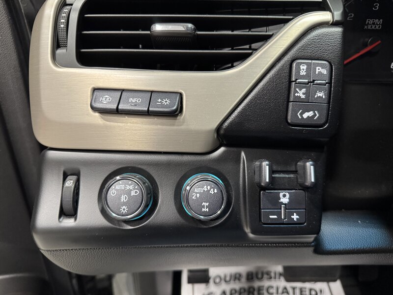 2018 GMC Yukon Denali - Photo 8 - Rochelle, IL 61068