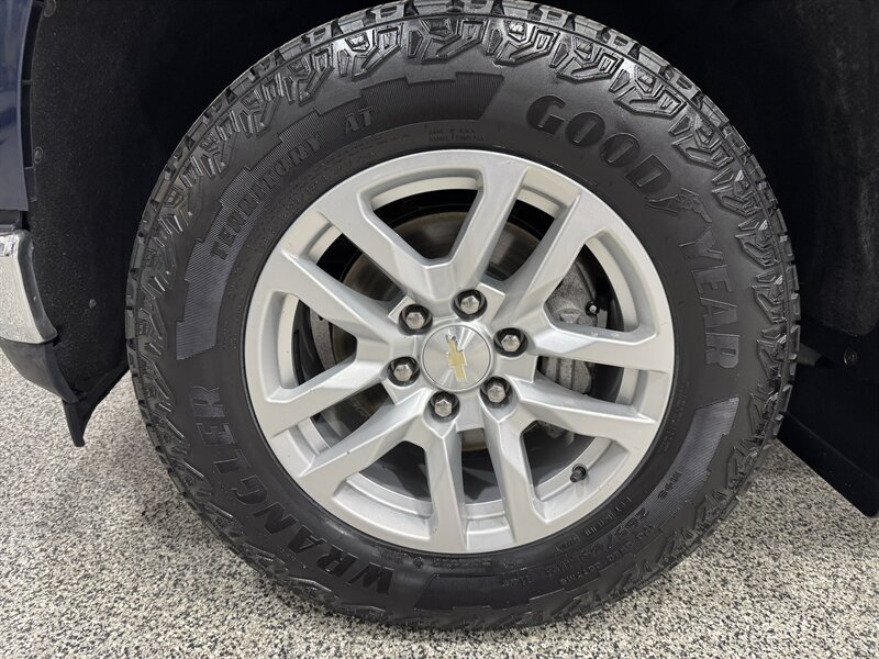 2020 Chevrolet Silverado 1500 LT   - Photo 21 - Rochelle, IL 61068