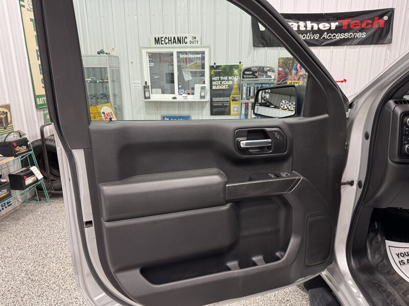 2020 Chevrolet Silverado 1500 Work Truck - Photo 18 - Rochelle, IL 61068