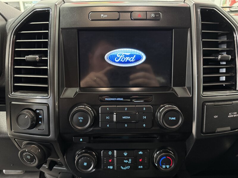 2018 Ford F-150 XLT  Sport - Photo 11 - Rochelle, IL 61068
