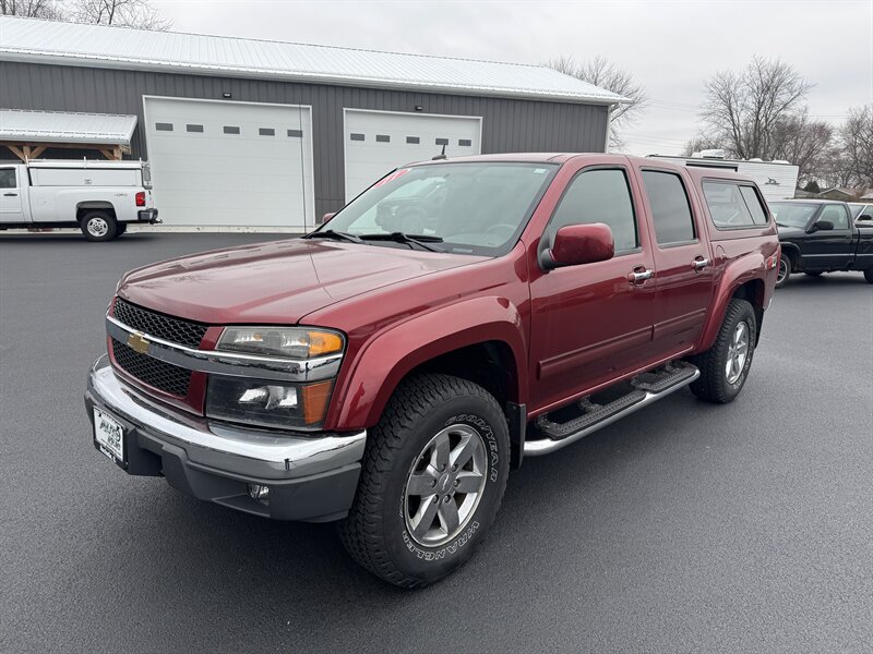 2011 Chevrolet Colorado LT   - Photo 2 - Rochelle, IL 61068