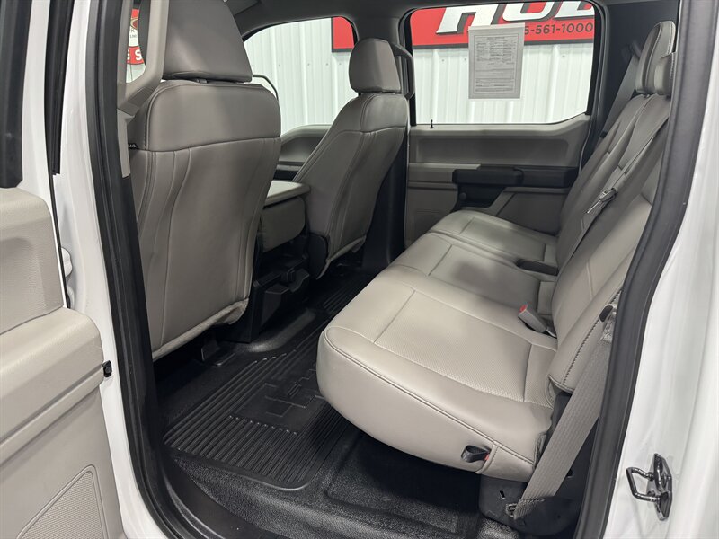 2019 Ford F-350 Super Duty XL   - Photo 21 - Rochelle, IL 61068