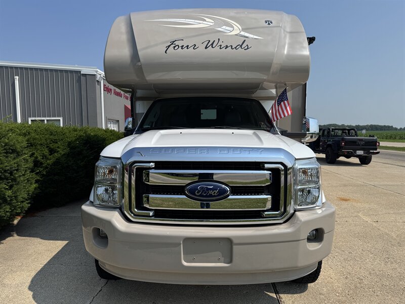 2015 Thor M33SW Four Winds   - Photo 7 - Rochelle, IL 61068