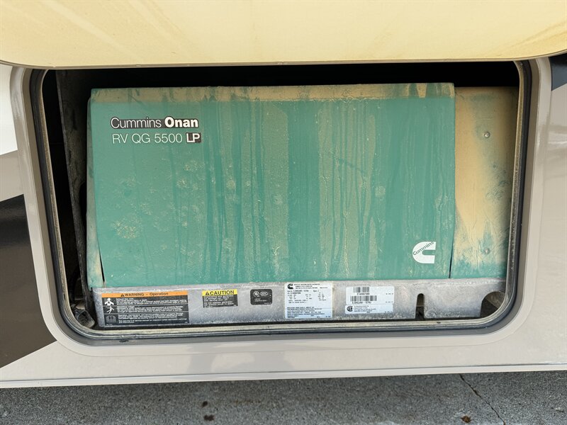 2015 Thor M33SW Four Winds   - Photo 29 - Rochelle, IL 61068