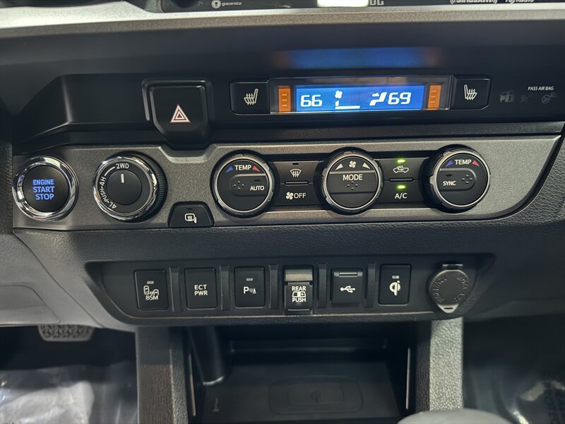 2023 Toyota Tacoma SR V6   - Photo 21 - Rochelle, IL 61068