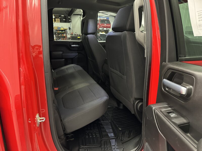 2020 Chevrolet Silverado 3500 Work Truck   - Photo 16 - Rochelle, IL 61068