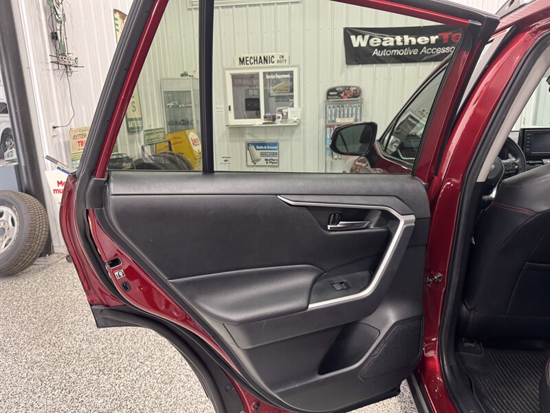 2019 Toyota RAV4 XLE   - Photo 23 - Rochelle, IL 61068