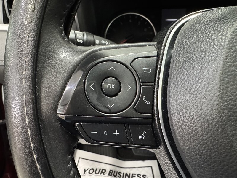 2019 Toyota RAV4 XLE   - Photo 8 - Rochelle, IL 61068