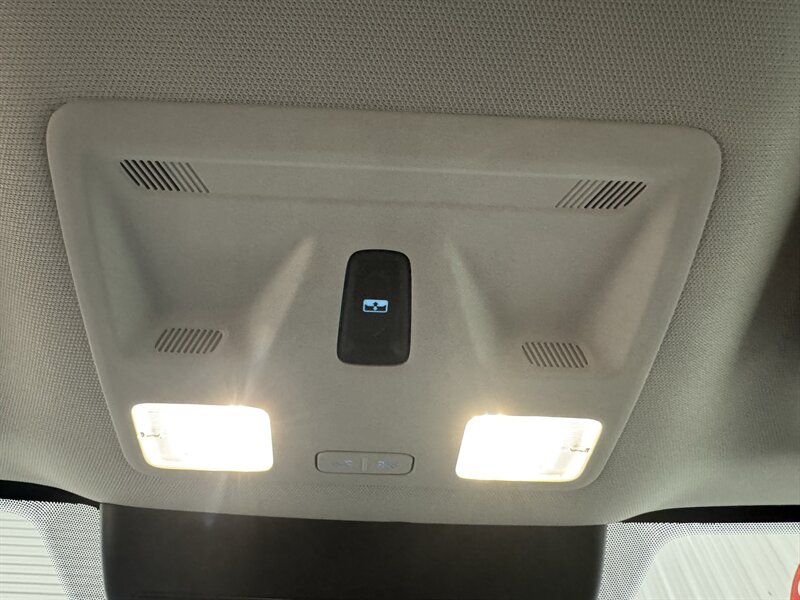 2023 Ford Maverick XLT Tremor - Photo 13 - Rochelle, IL 61068