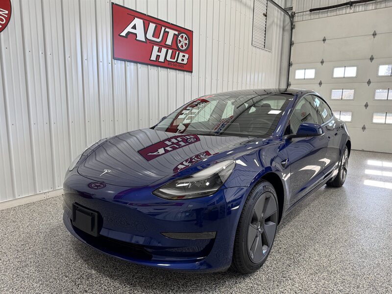 2023 Tesla Model 3 Standard Range  