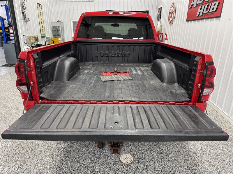 2005 Chevrolet Silverado 2500HD LS - Photo 15 - Rochelle, IL 61068
