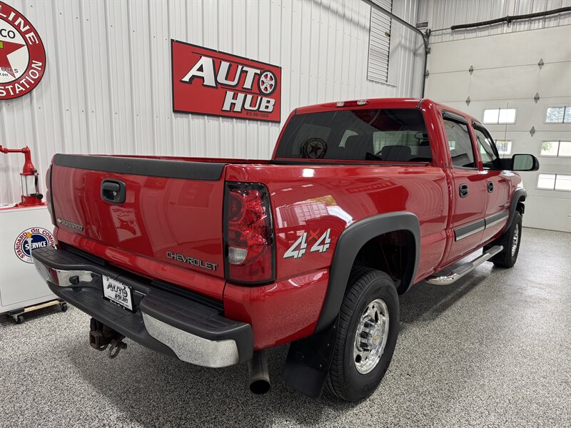 2005 Chevrolet Silverado 2500HD LS - Photo 19 - Rochelle, IL 61068
