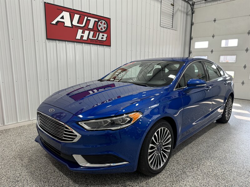 2018 Ford Fusion SE   - Photo 1 - Rochelle, IL 61068