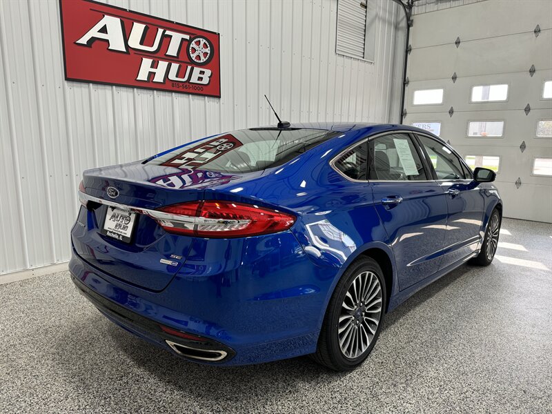 2018 Ford Fusion SE   - Photo 6 - Rochelle, IL 61068