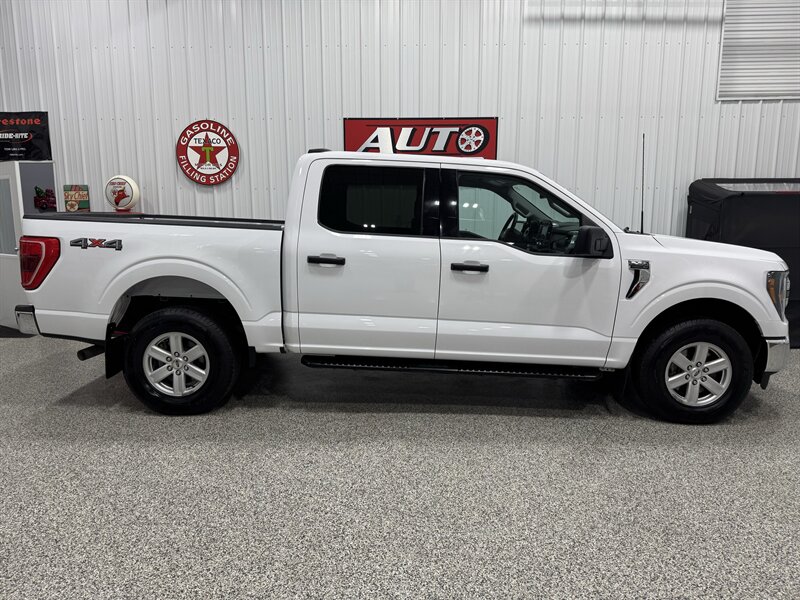 2023 Ford F-150 XLT   - Photo 3 - Rochelle, IL 61068