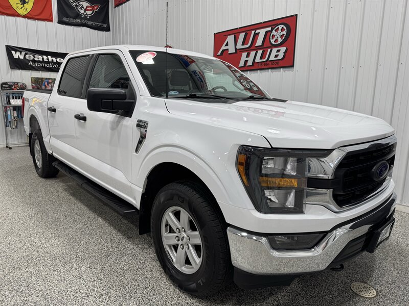 2023 Ford F-150 XLT   - Photo 4 - Rochelle, IL 61068