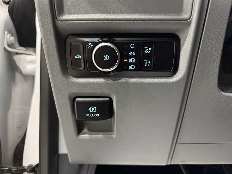 2023 Ford F-150 XLT   - Photo 13 - Rochelle, IL 61068