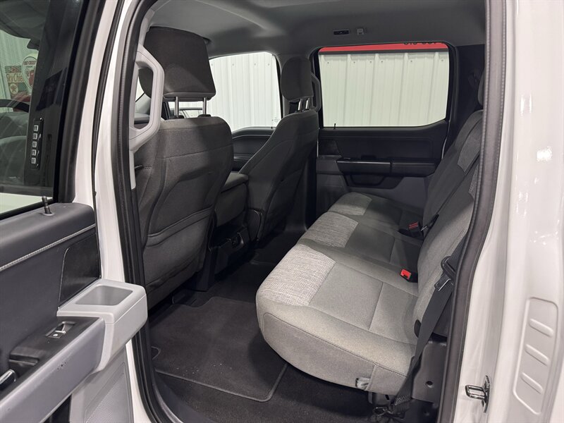 2023 Ford F-150 XLT   - Photo 14 - Rochelle, IL 61068