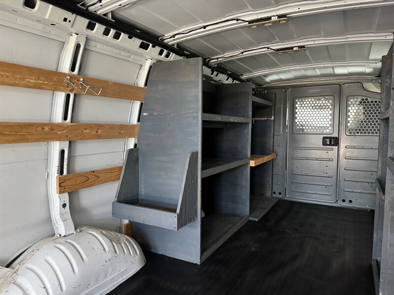 2016 GMC Savana 3500   - Photo 14 - Rochelle, IL 61068