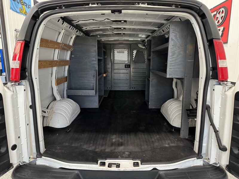2016 GMC Savana 3500   - Photo 13 - Rochelle, IL 61068