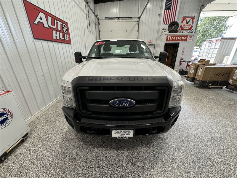 2015 Ford F-250 Super Duty XL   - Photo 6 - Rochelle, IL 61068