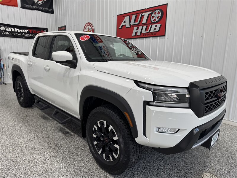 2022 Nissan Frontier PRO-4X - Photo 4 - Rochelle, IL 61068