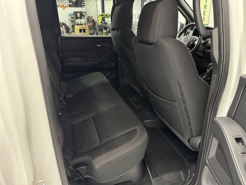 2022 Nissan Frontier PRO-4X - Photo 13 - Rochelle, IL 61068