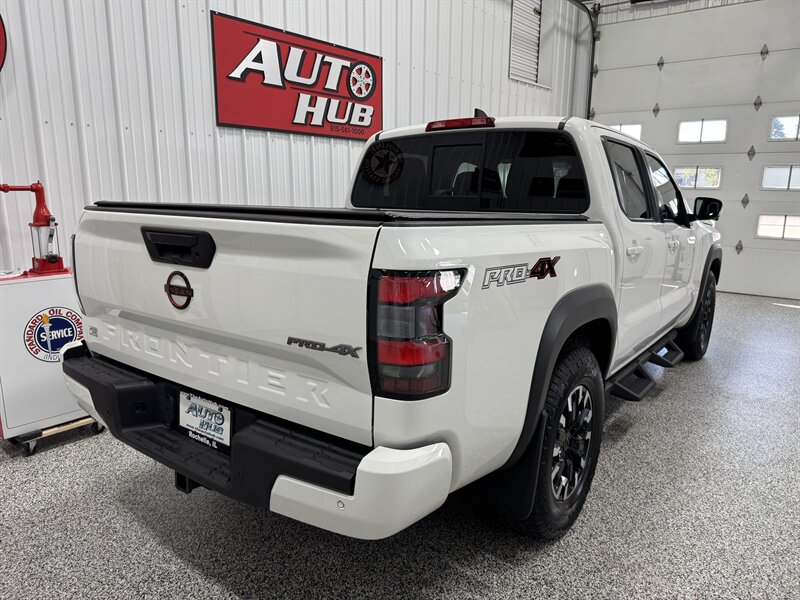 2022 Nissan Frontier PRO-4X - Photo 19 - Rochelle, IL 61068
