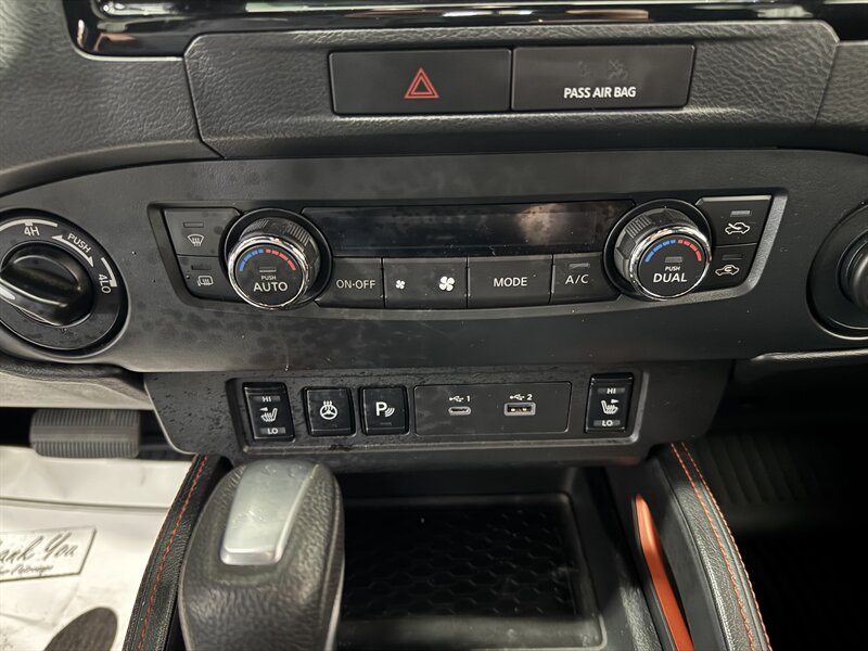 2022 Nissan Frontier PRO-4X - Photo 11 - Rochelle, IL 61068