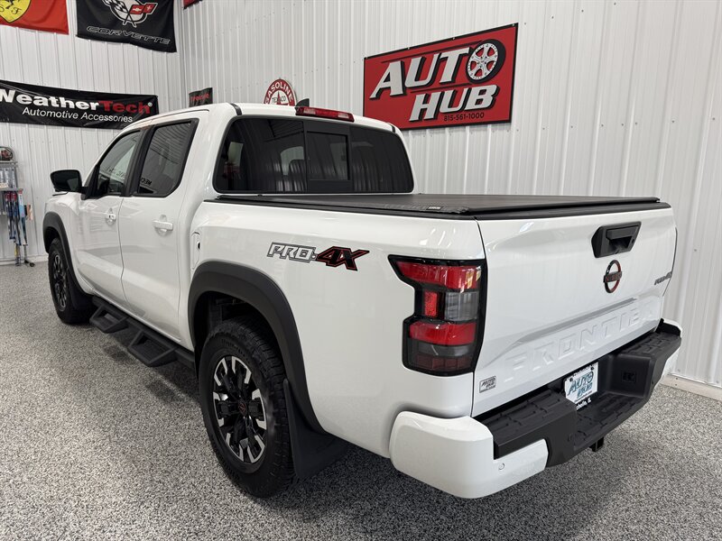 2022 Nissan Frontier PRO-4X - Photo 18 - Rochelle, IL 61068